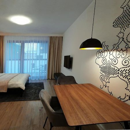 Come&Stay Apartments Wola 华沙 外观 照片